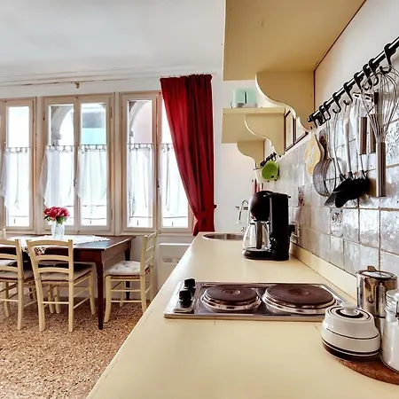 Ca' Badoer Frari Apartment Venice Exterior photo